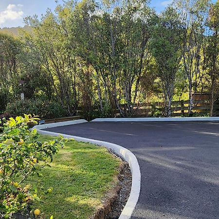 Hotel Boutique Art Retreat Upper Hutt Exterior foto